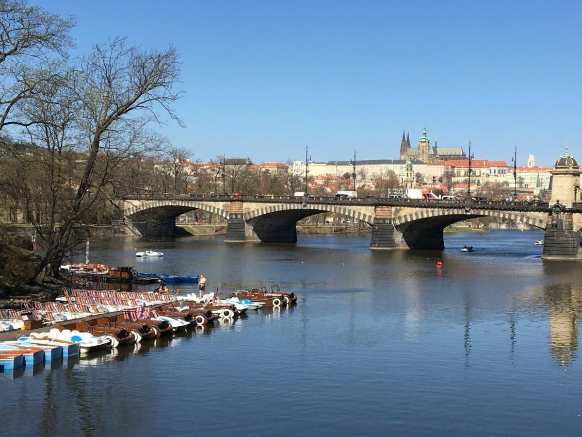 The Dancing House Residence, Two Bedroom Apartment With Balcony Near River! Praga Zewnętrze zdjęcie