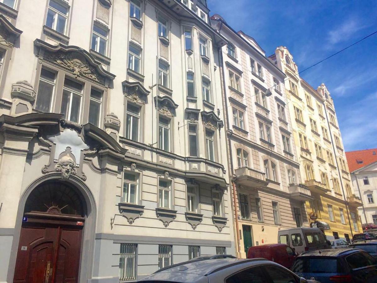 The Dancing House Residence, Two Bedroom Apartment With Balcony Near River! Praga Zewnętrze zdjęcie